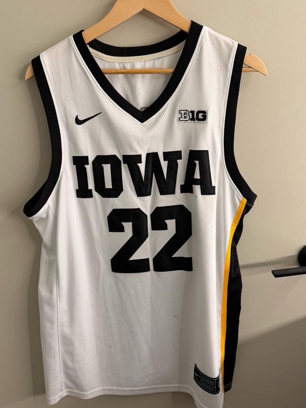 Caitlin Clark Nike Iowa White Basketball Jersey #22